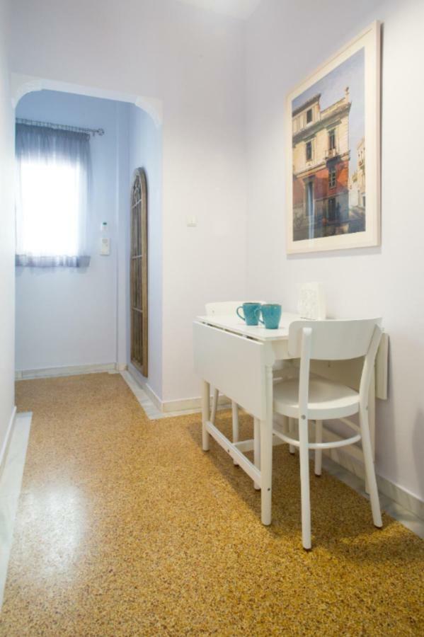 Apartament Nephiria, Live Like A Local Next To Acropolis! Ateny Zewnętrze zdjęcie